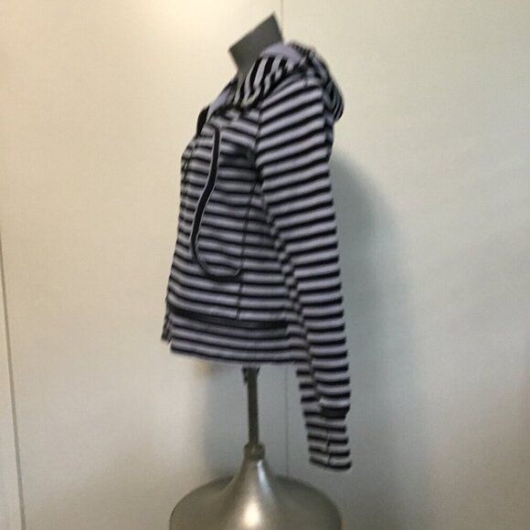 Lululemon Special Edition Scuba Hoodie Om Namaste Sea Stripe Polar Haze Size 10 - Picture 7 of 14